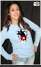 Modelo de camiseta chica manga larga