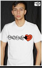 Modelo de camiseta enchufes