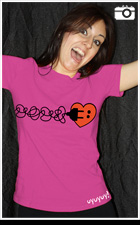 Modelo de camiseta enchufes manga corta