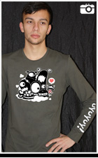 Modelo de camiseta monsters manga larga